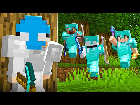 Can I Survive 3 HUNTERS in Minecraft?
