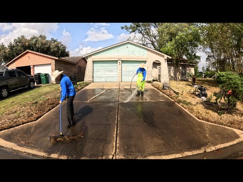 This Driveway Had Never Been Washed – The Transformation Was Unbelievable