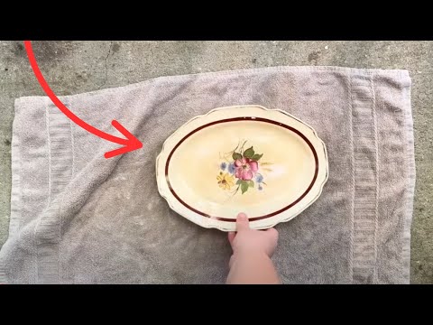 Lay a Dollar Store plate on a towel for this GENIUS porch idea!