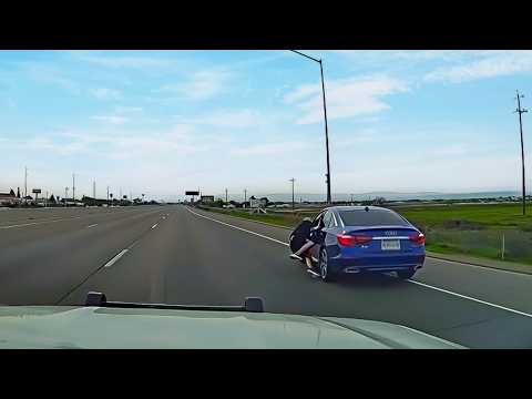 Here's Why You Don't Carjack People on the Freeway