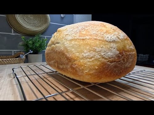 The ONLY No-Knead Sourdough Sandwich Bread Recipe You Need (Beginner Friendly!)