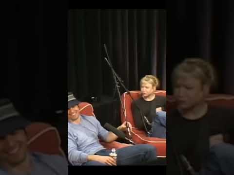 Renee Zellweger on Tom Cruise's Workaholism