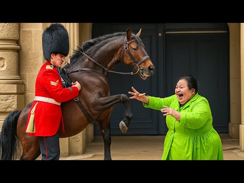 1 In A Trillion Royal Guards Moments!