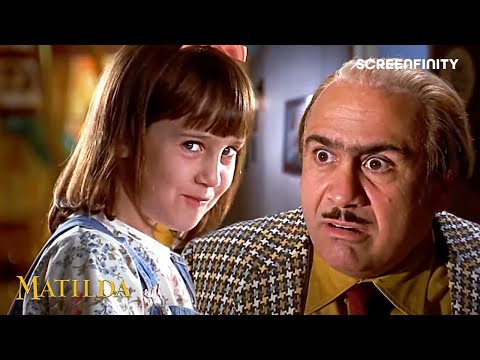 Matilda's first prank: blonde hair (ft. Danny DeVito) | Matilda (1996) | Screenfinity