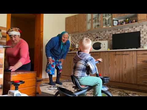 Baking Bread & Living Simply: Traditional Life in the Carpathian Mountains