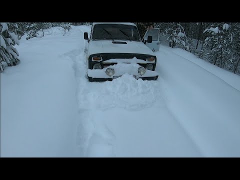 Тест нивы по снегу на обычной шиповке или как мы пробивались на рыбалку