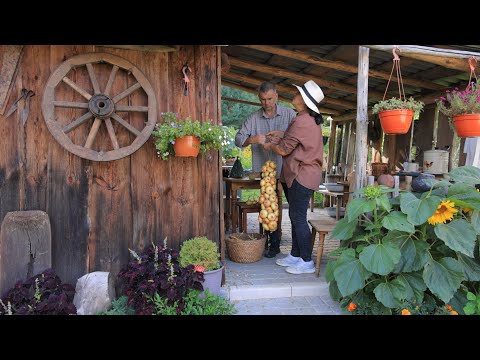 A Day in the Life of a Village. Weaving Onion Braids. Preparing the House for Winter
