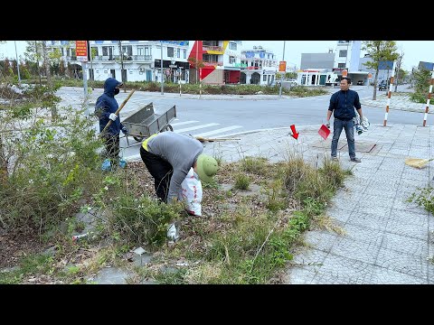 We were surprised by the actions of the man in the rich neighborhood while cleaning