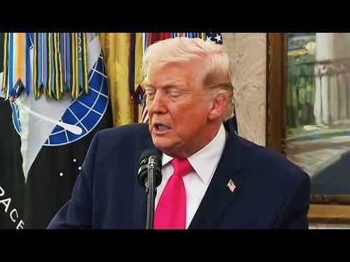 Trump so deranged, the room is STUNNED