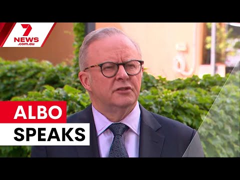 Press conference: Anthony Albanese praises hospital heroes after Bondi Beach terror attack | 7NEWS