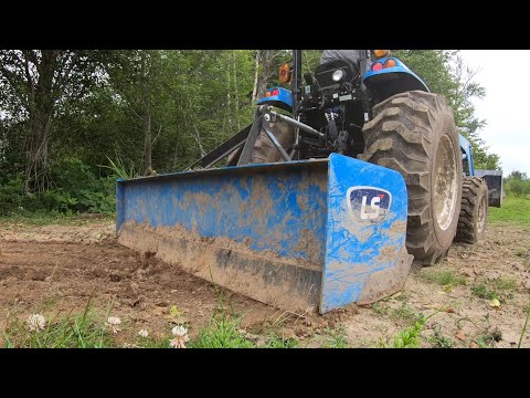 How to use a BOX BLADE - Fixing Ruts and Grading with a tractor and box scraper