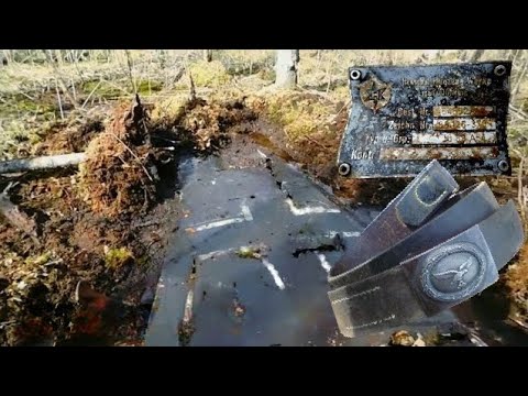 GERMAN WWII BOMBERS FOUND IN FOREST / WW2 METAL DETECTING !