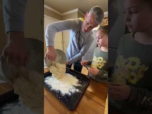 7 Ingredients & It’s Delicious! | Farmhouse White Bread for Beginners **Recipe in Description**