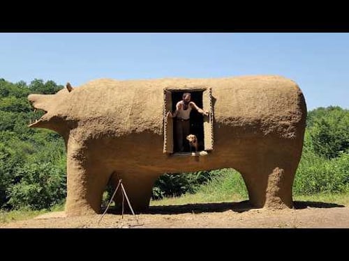 Life in the Wild Inside a Giant Clay Bear!