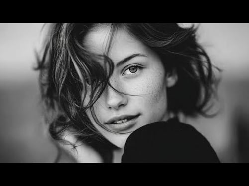 French Vintage Chanson 🎵 Émotions Tendres et Harmonie Intemporelle sous les Lumières de Paris 🇫🇷