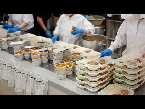 芸能界でもファンが多い!ロケ弁大賞殿堂入りの最強カレーのロケ弁当!話題のオーベルジーヌのカレー製造工場に密着!Tokyo curry bento factory in Shinjuku Japan