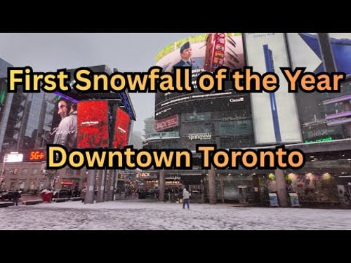 First Snowfall Walk in Toronto | Financial District & Yonge-Dundas Square