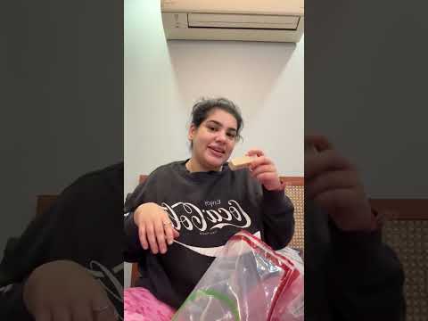 Full show off from #dutyfreeshopping #delhi #airport #igiairport #burberry #makeup #india unboxing