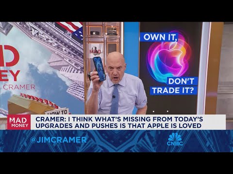 I blame analysts, shorts for keeping investors out of Apple's stock, says Jim Cramer