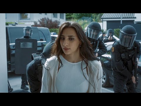 From Ordinary Wife To Notorious Drug Queen