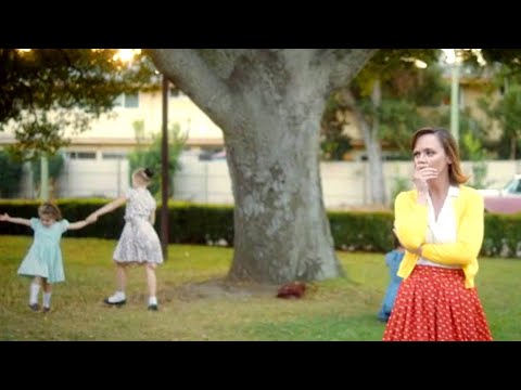 Пришла за сыном в школу и узнала, что он здесь не учится