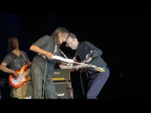 Steve Vai and Paul Gilbert perform Jimi Hendrix at Ibanez 2020 NAMM after party House of Blues