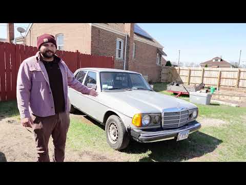 THIS vintage Mercedes-Benz 300D has been parked in a garage for 20 years since 2005 | w123