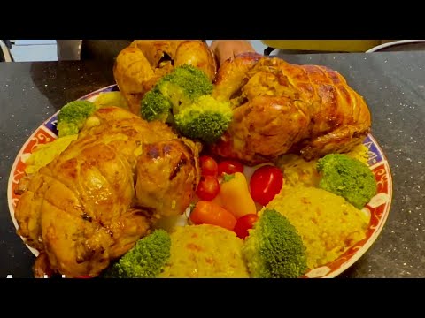 دجاج محمر معمر بحشوة مختلفة بدون روز أو شعرية صينية حزمتو و رزمتو و عولو عليه و رافقتو بالروز بالخضر