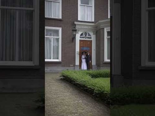 Edwardian couple in the rain with @FioreVanil #vintagefashion