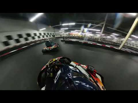 Kart Oktober 2025 Fun and battles between friends