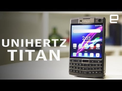 Unihertz Titan Hands-On: Not just a BlackBerry knockoff