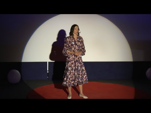 Τα όνειρά μου μέσα από τα μάτια των άλλων | Mariza Karidi | TEDxAUTH