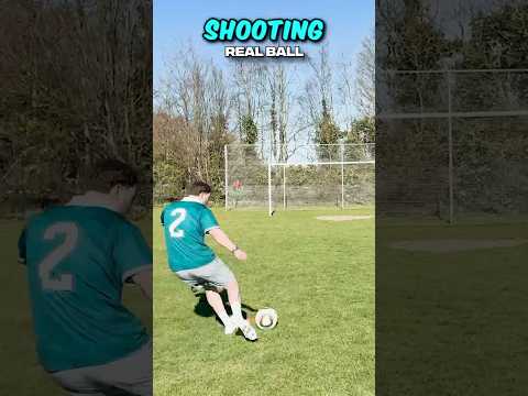 $10 vs $1000 Football ⚽️🤑