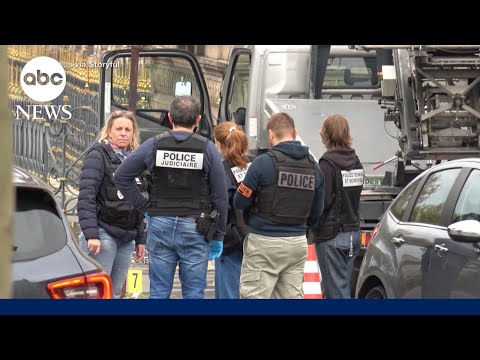 New evidence collected from scene of the Louvre heist