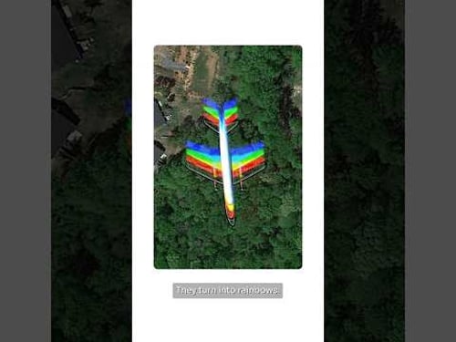 The rainbow plane glitch