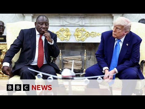 Trump ambushes South African president in Oval Office with claims of 'white persecution’ | BBC News