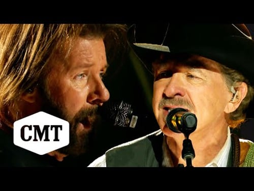 Brooks & Dunn Perform "Neon Moon" | CMT Storytellers