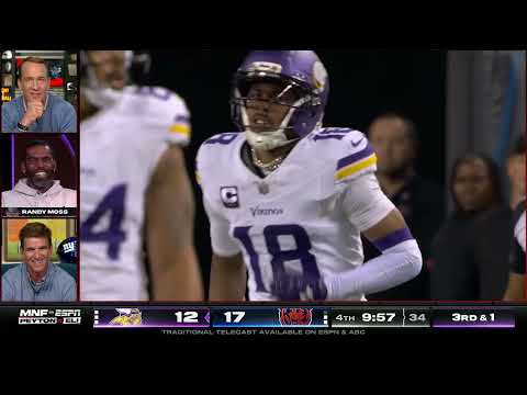 Randy Moss joins Peyton & Eli during fourth quarter of Vikings vs. Bears | 'MNF ManningCast'