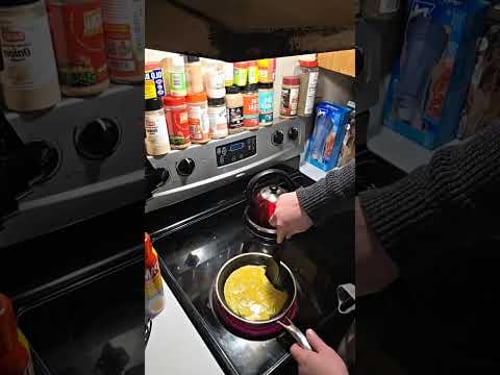 How to make a simple cheese omelet