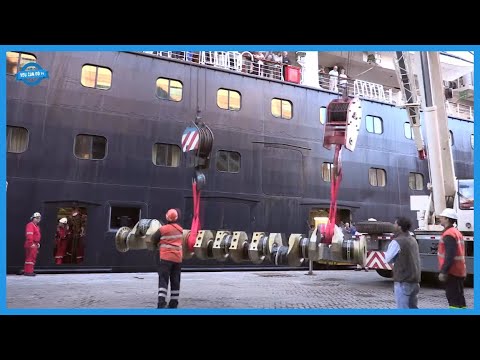 How To Replace Large Crankshaft For Cruise Ship. Dry-dock Process & Largest Piston Overhaul Process