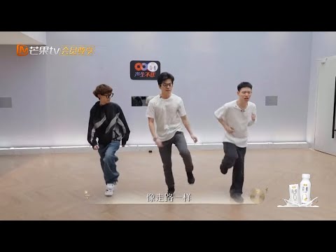 李健突破自我挑战唱跳奇葩动作笑翻众人!意外技能竟然是太空步?