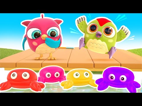 Совеня Хоп Хоп на річці запускає на воду іграшки – мультфільми для дошкільнят