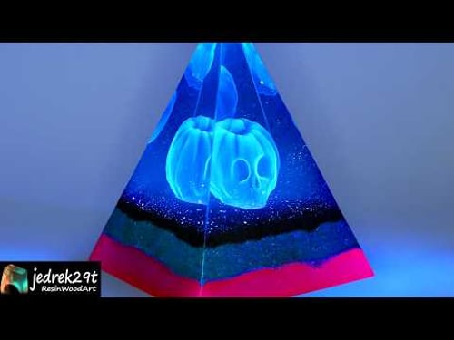 Halloween 3D Hologram Project from Clear Epoxy / RESIN ART