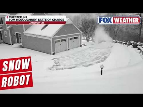 Snowblower Robot Cleans Massive Driveway During New Jersey Snowstorm
