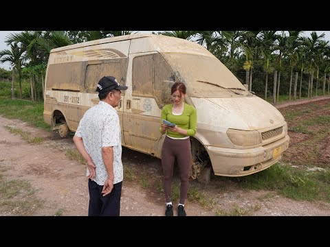 Genius Girl's Challenge: Restart the 16-seat Ford (Transit) after many years of abandonment.