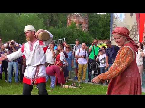 Dances with sabers, a log, a shaft and a mace!