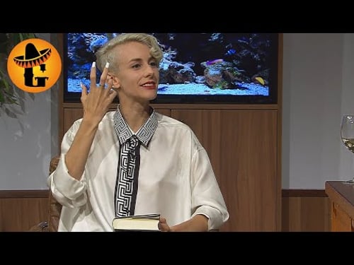 Lisa Eckhart: "Bin von Hobbies und sozialen Kontakten verschont" | Willkommen Österreich