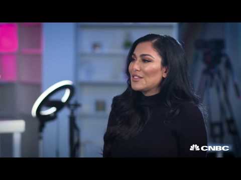 How getting fired led Huda Kattan to create a $1 billion beauty business | Marketing Media Money