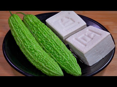 萬萬沒想到,豆腐和苦瓜的搭配竟然是壹道非常好吃的美味,出鍋甘香濃郁,壹點都沒有苦味!#like #美食教程 #美食 #cooking #food #delicious