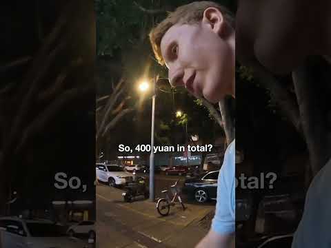 Chinese fruit seller couldn't go home, until I did this 🇨🇳